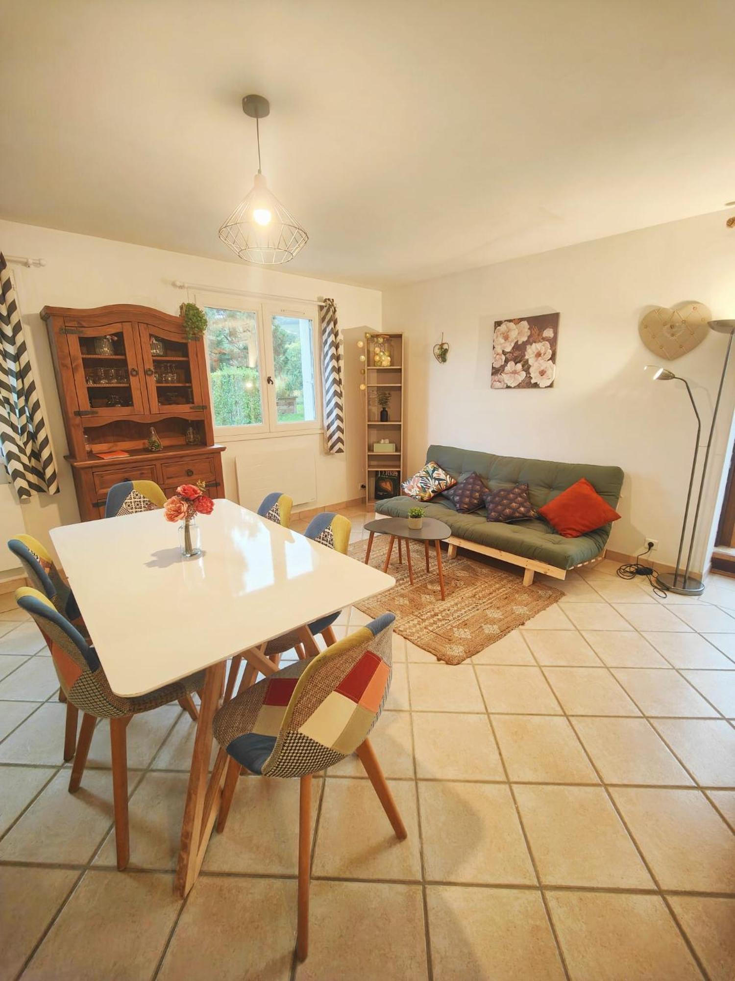 Gite Entre Beaujolais & Maconnais La Chapelle-de-Guinchay Kültér fotó