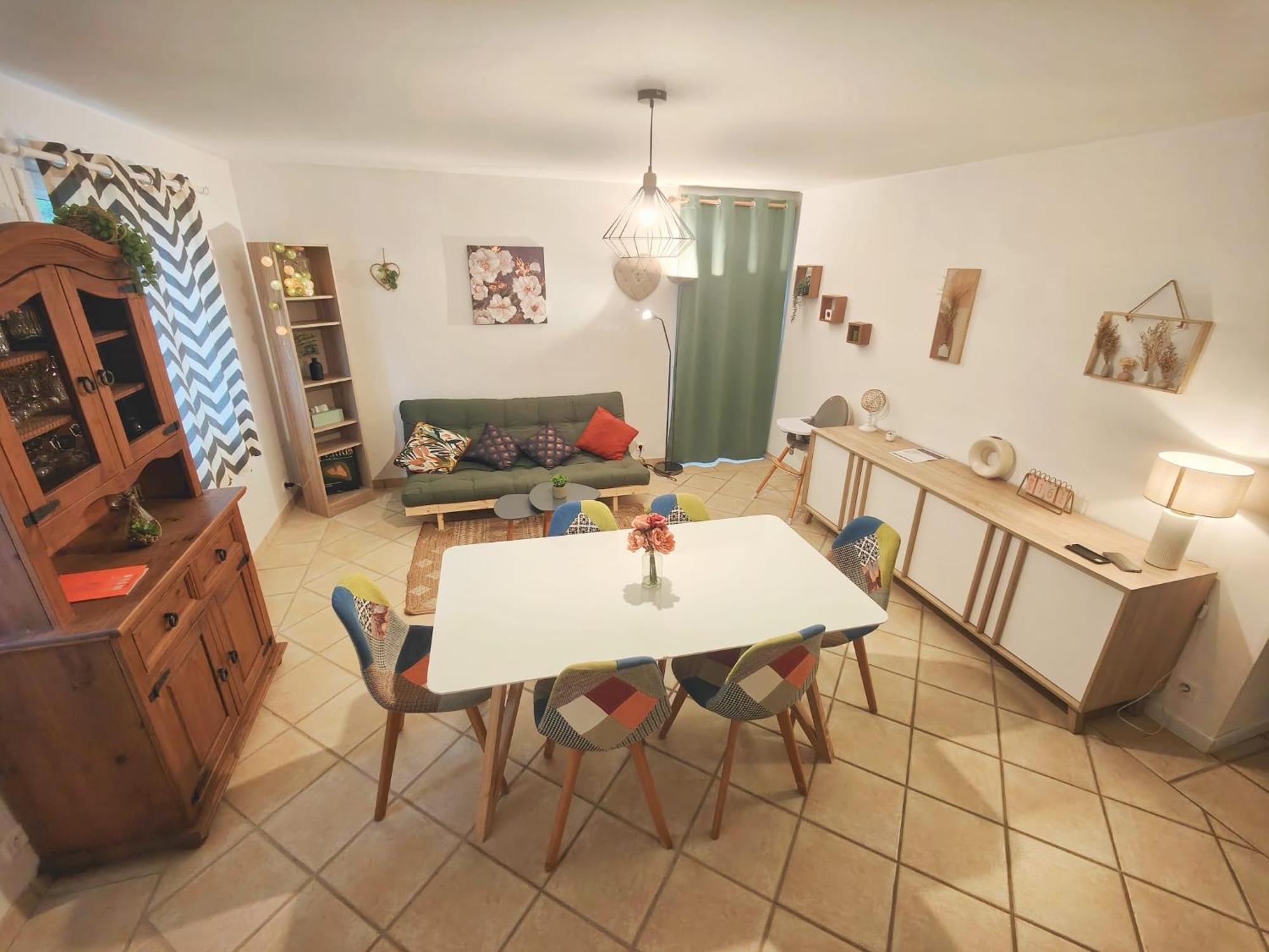 Gite Entre Beaujolais & Maconnais La Chapelle-de-Guinchay Kültér fotó